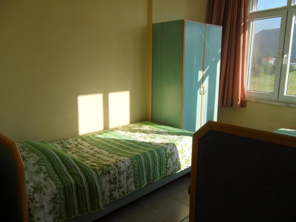 Delfin Hotel Газипаша Экстерьер фото